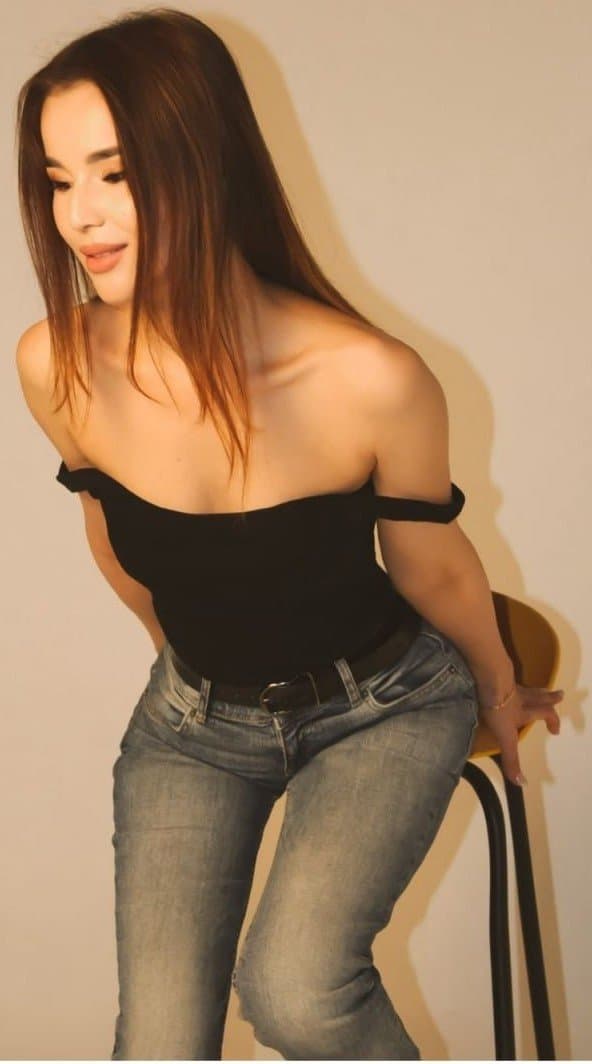 Shahnoza, 25, escort in Almaty — 170 cm, brown hair (photo 3 of 9)