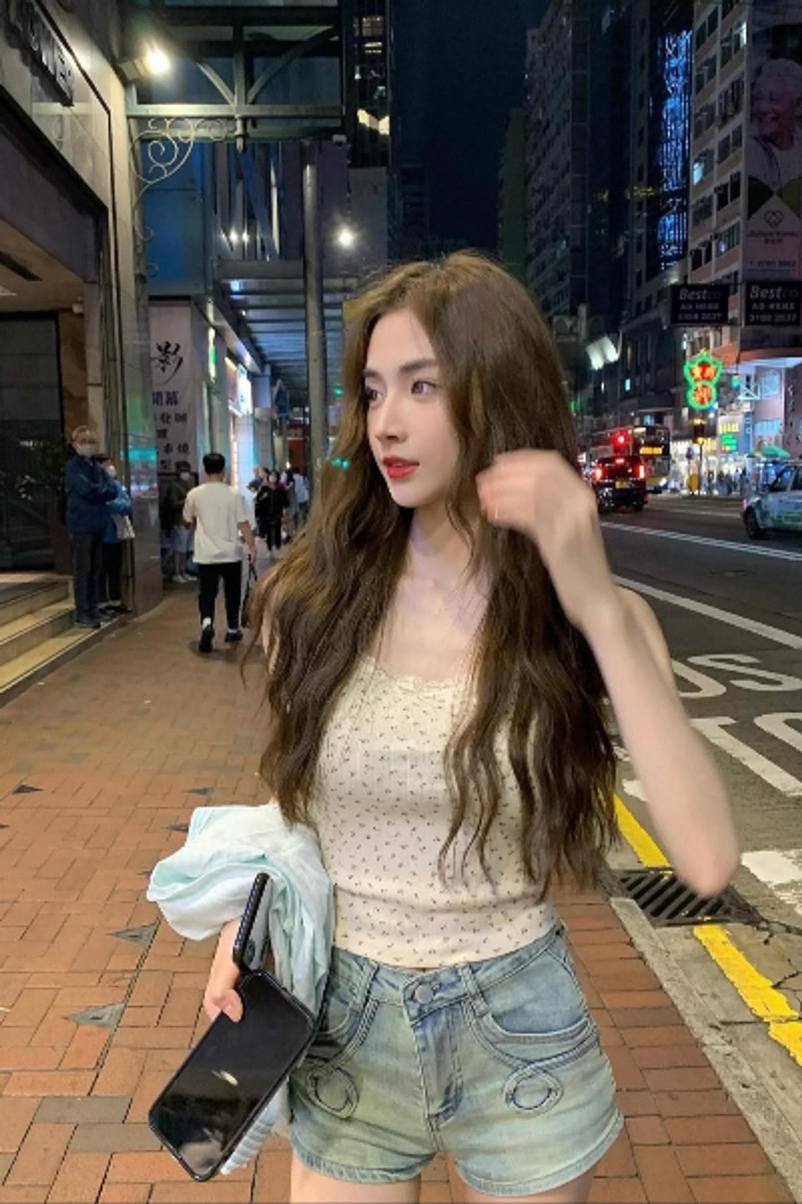 Ruri, 23, escort in Hong Kong — 162 cm (photo 3 of 6)