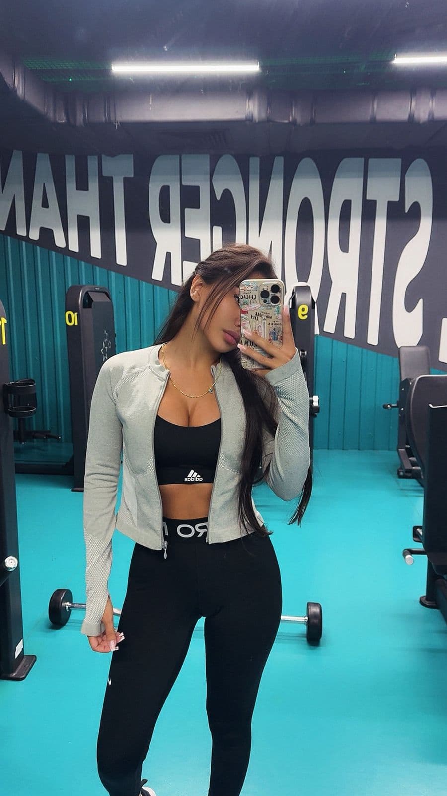 Lorna, 21, escort in Dubai (photo 5 of 5)