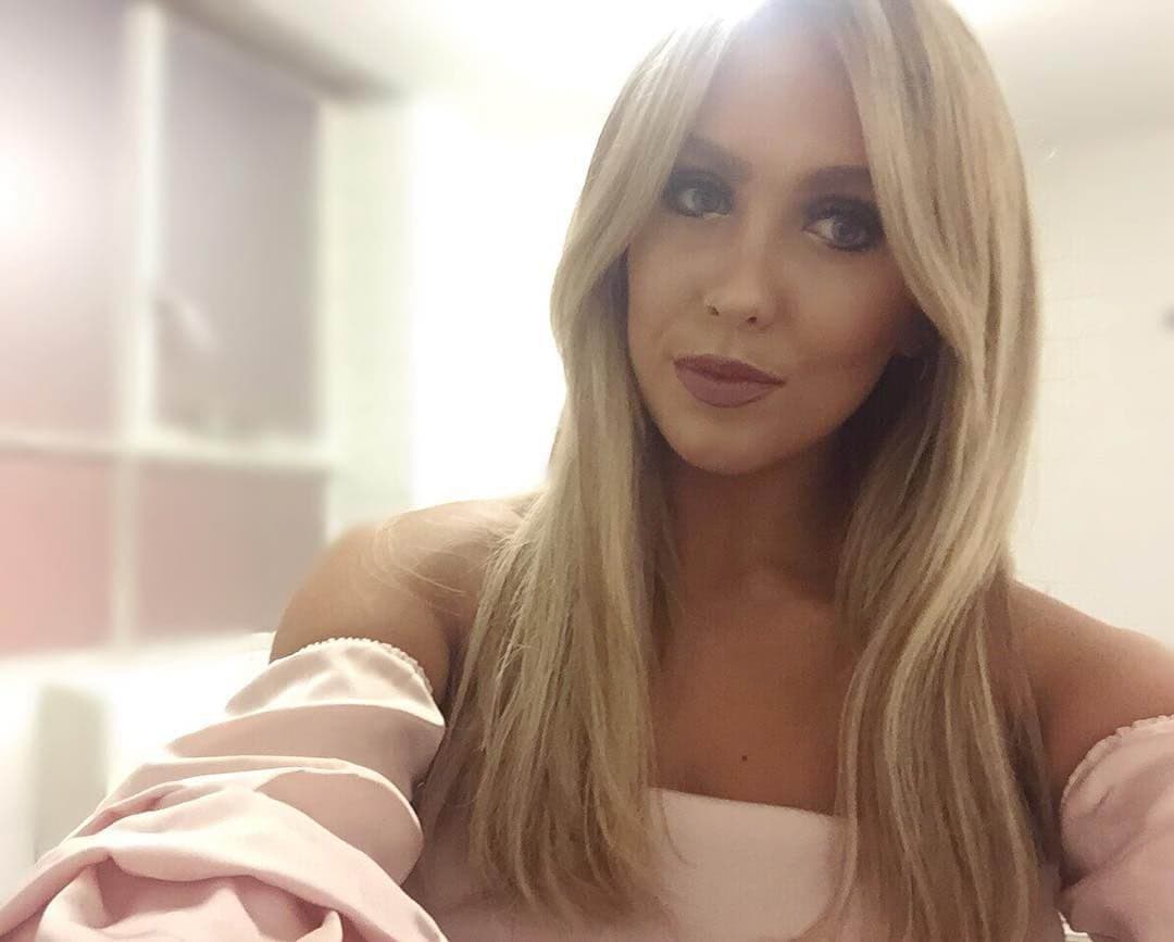 Rada, 19, escort in Moscow — 171 cm, blonde hair (photo 6 of 10)
