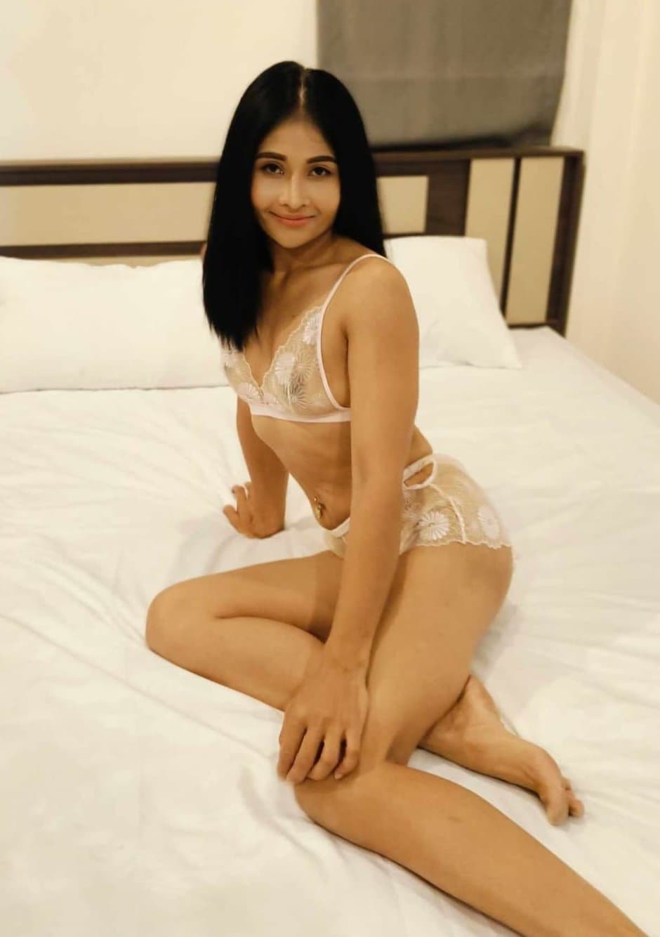 Pauline, 35, escort in Bangkok — Thai (photo 1 of 6)
