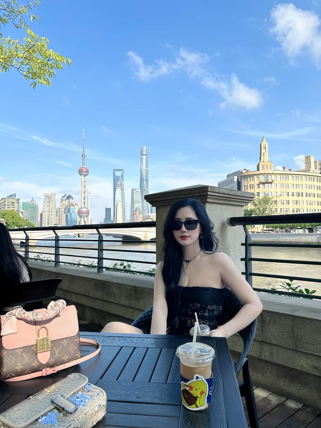 Farrah, 22, escort in Dubai (photo 4 of 5)
