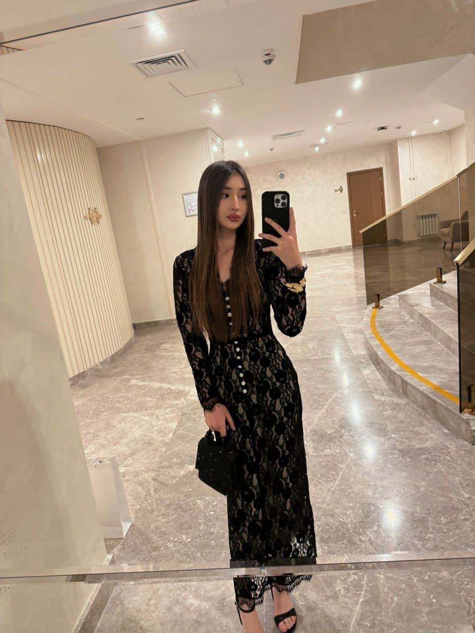Aliya, 20, escort in Astana — 168 cm, brown hair (photo 9 of 9)