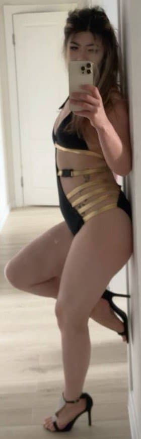 Zhadyra, 28, escort in Astana — brown hair, Kazakh (photo 4 of 9)