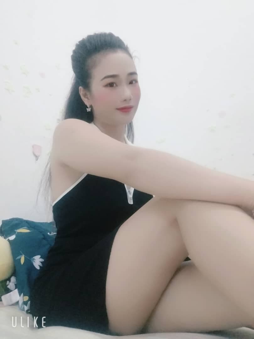 Yanti, 23, escort in Dubai — Vietnamese (photo 2 of 8)