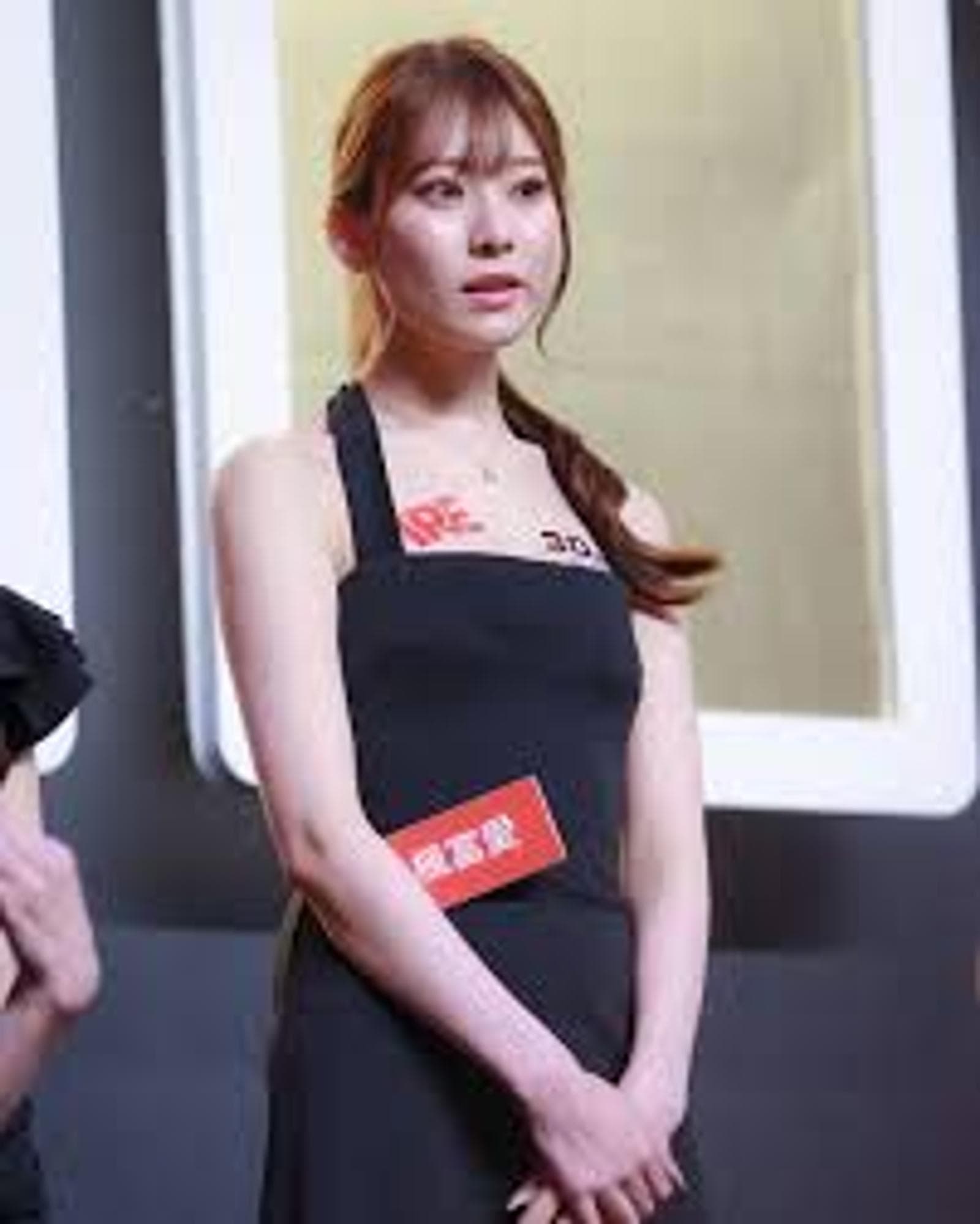 Chaewon, 25, escort in Hong Kong — black hair, 169 cm (photo 1 of 3)
