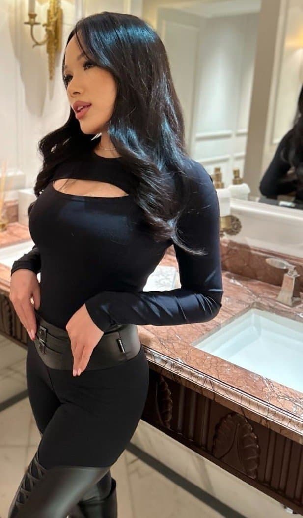 Zhanar, 23, escort in Astana — 165 cm, brown hair (photo 9 of 9)