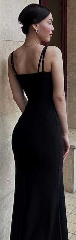 Zhaniya, 26, escort in Almaty — 170 cm, brown hair (photo 9 of 9)