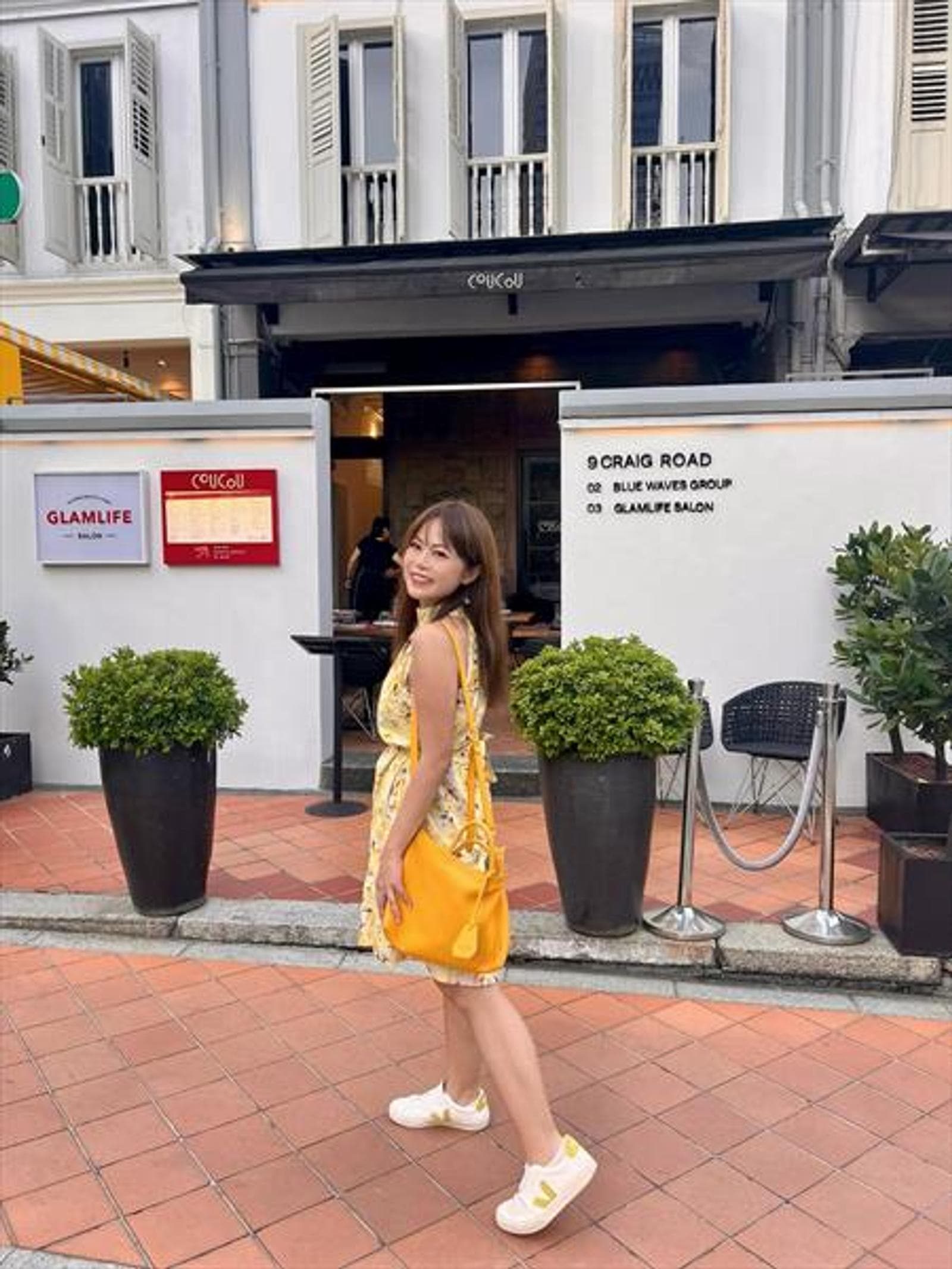 Hua, 32, escort in Hong Kong — black hair, 162 cm (photo 3 of 5)