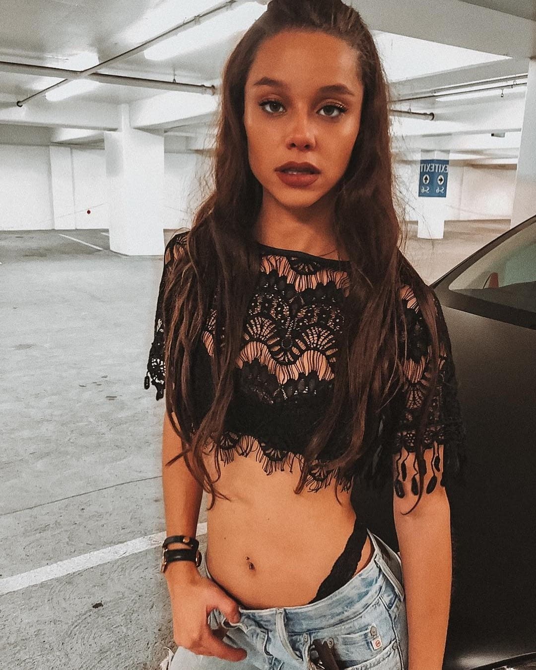 Marija, 18, escort in Moscow — 169 cm, brown hair (photo 4 of 10)