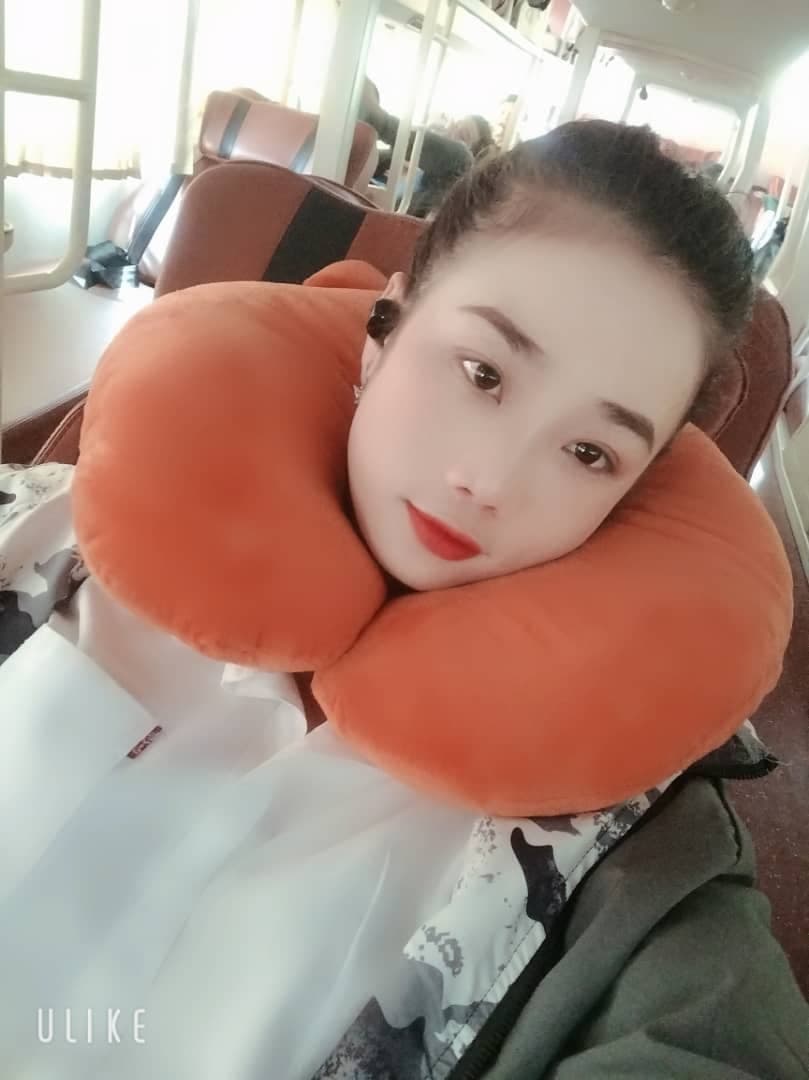 Yanti, 23, escort in Dubai — Vietnamese (photo 1 of 8)