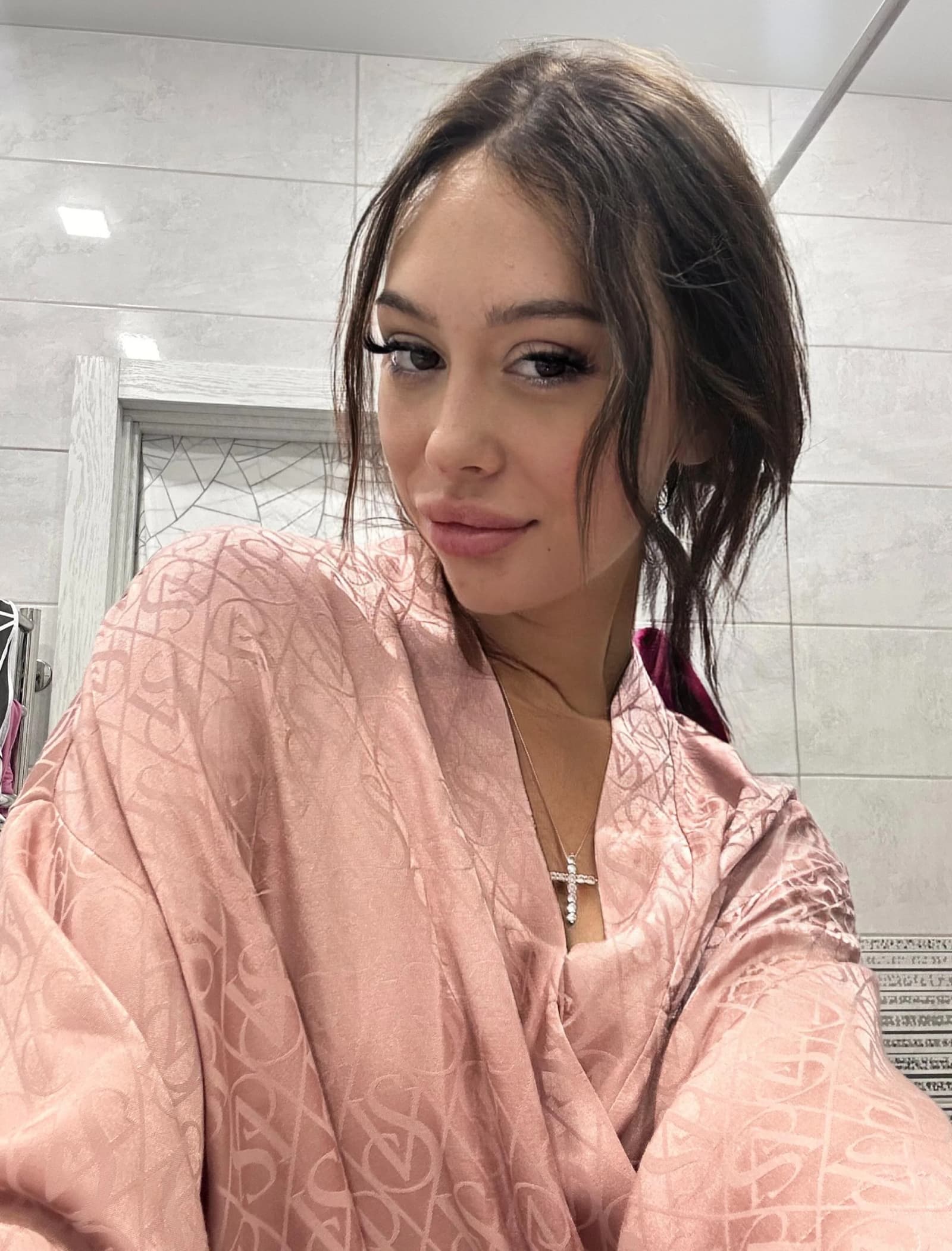 McKenna, 34, escort in Bangkok (photo 4 of 4)