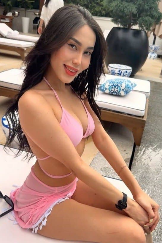 Zhaniya, 26, escort in Almaty — brown hair, Kazakh (photo 7 of 9)