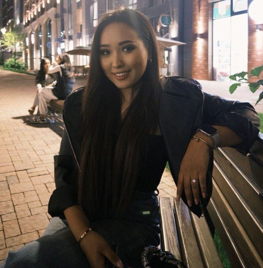 Akzhan, 23, escort in Almaty — brown hair, Kazakh (photo 1 of 9)
