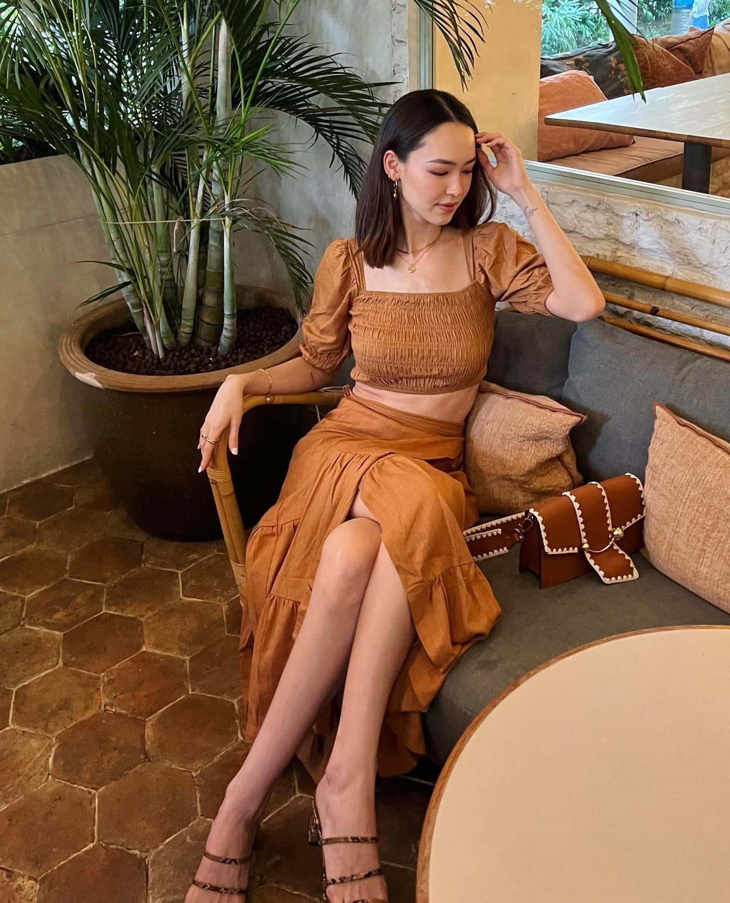 Sveta, 23, escort in Moscow — 178 cm, brown hair (photo 2 of 10)