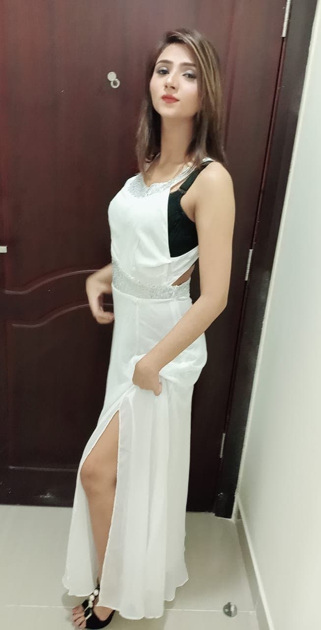 Etta, 26, escort in Dubai (photo 3 of 4)