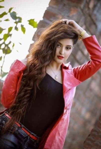 Aleksandra, 29, escort in Dubai — Russian (photo 3 of 5)