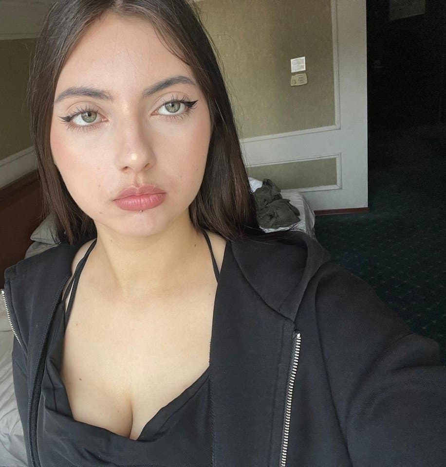 Ayla, 20, escort in Almaty — Kazakh, 176 cm (photo 5 of 9)