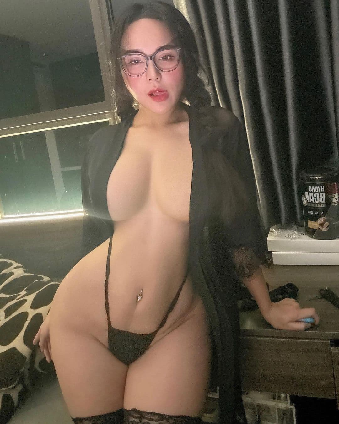 Hoai, 24, escort in Dubai — Filipino (photo 5 of 5)
