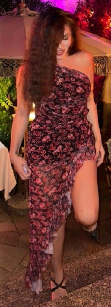 Saltanat, 26, escort in Almaty — 172 cm, brown hair (photo 6 of 7)