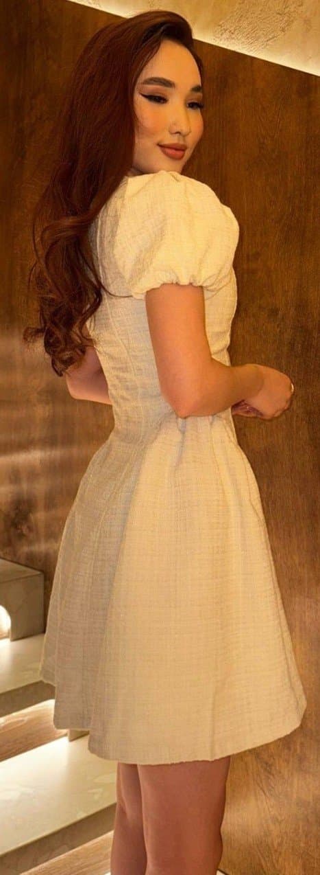 Ozoda, 22, escort in Almaty — 170 cm, brown hair (photo 9 of 12)