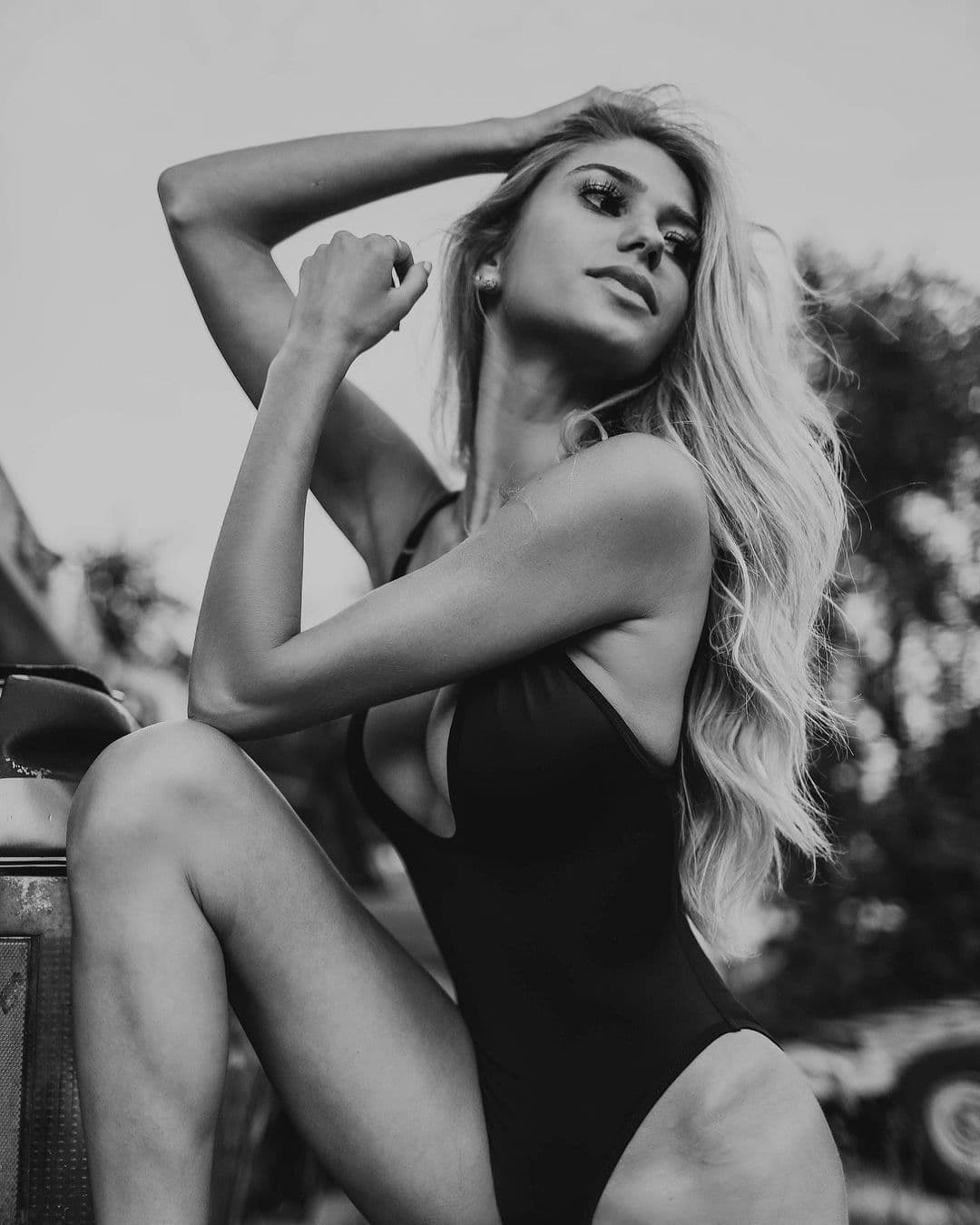 Milla, 19, escort in Moscow — blonde hair, 175 cm (photo 5 of 10)