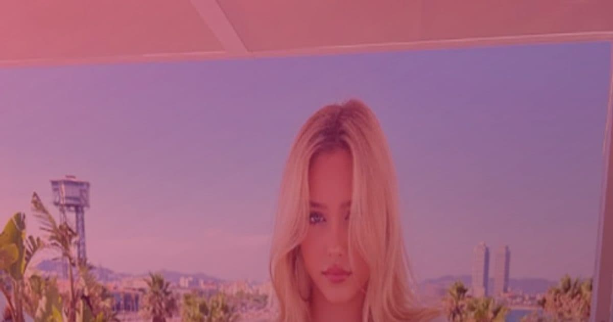 Browsing escort profiles on screen