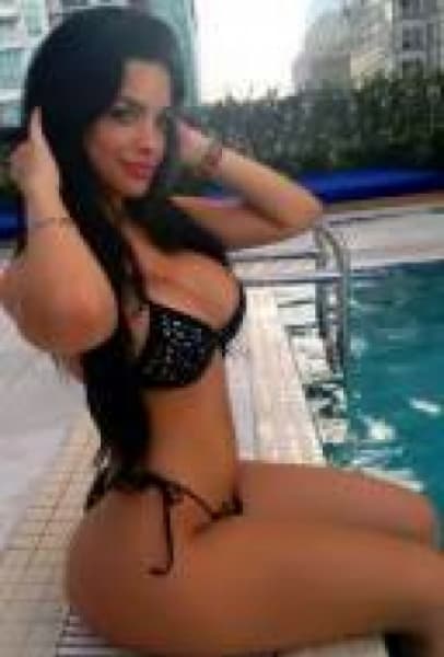Marta, 35, escort in Dubai — Serbian (photo 1 of 3)