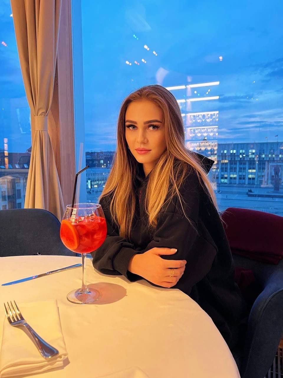 Escorts in Dubai
